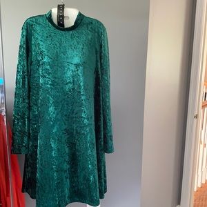 Tiana b green suave dress